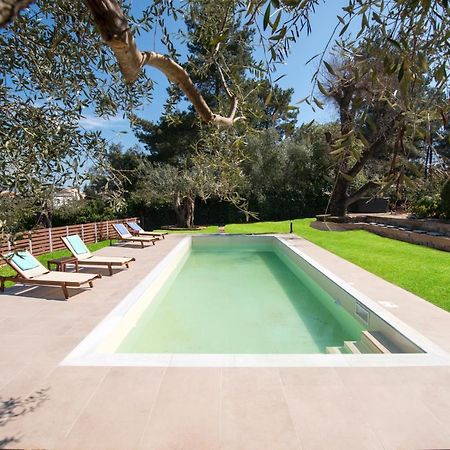 Spyrelia Villa With Private Pool & Outdoor Hot Tub Dassia  Esterno foto