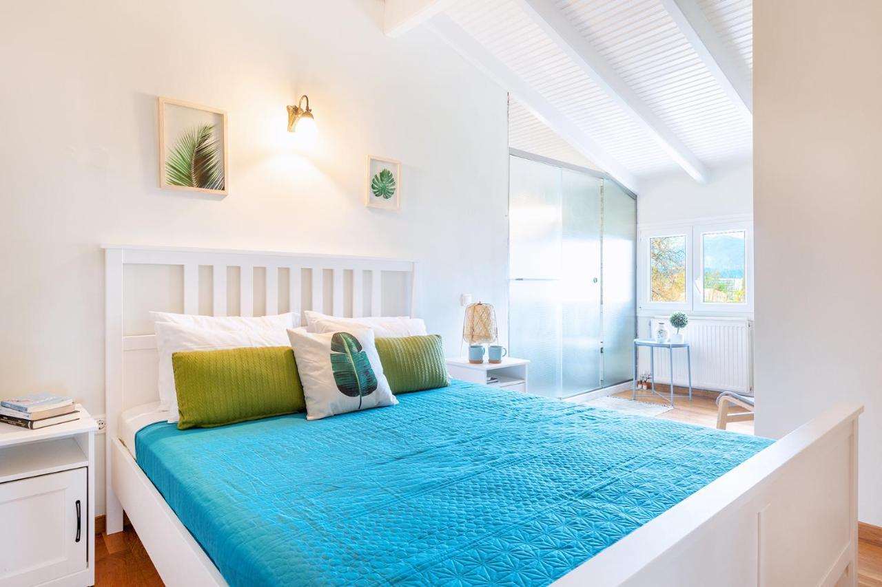 Spyrelia Villa With Private Pool & Outdoor Hot Tub Dassia  Esterno foto